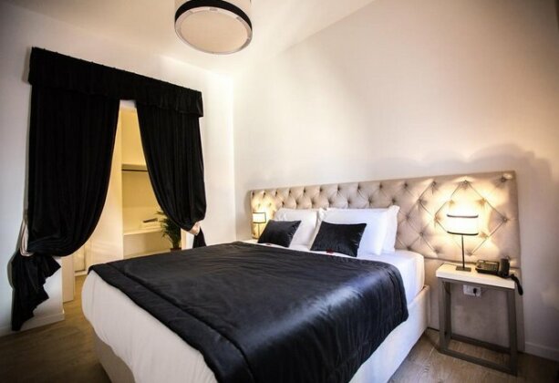 Chic & Town Luxury Rooms - Photo3