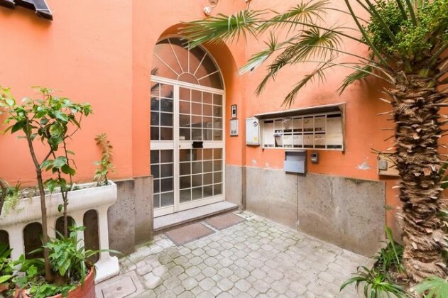 Colisseum View Holiday Home - Photo4