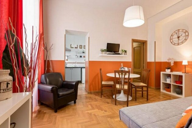 Colosseo Rome Apartments - Photo4