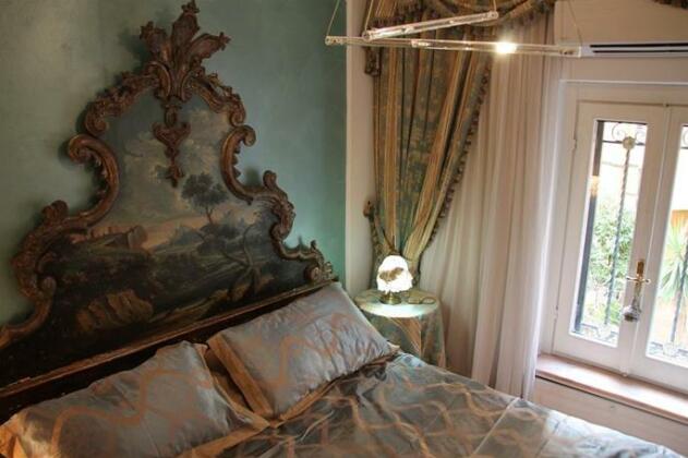 D R Rome Spanish Luxury Suites - Photo5