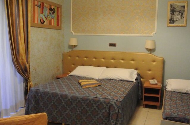 Hotel Assisi - Photo5
