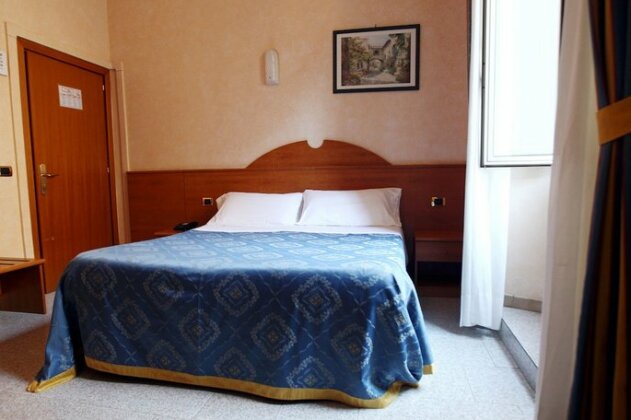 Hotel Baltico Rome - Photo2