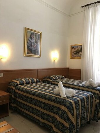 Hotel Bolognese - Photo2