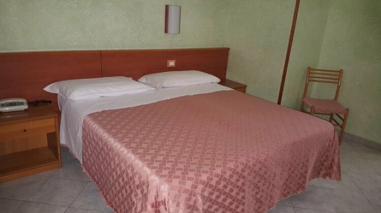 Hotel Bruna Rome - Photo3