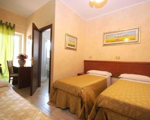 Hotel Casarola - Photo4