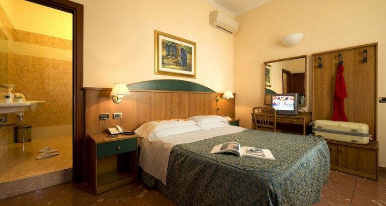 Hotel Corallo Rome - Photo4