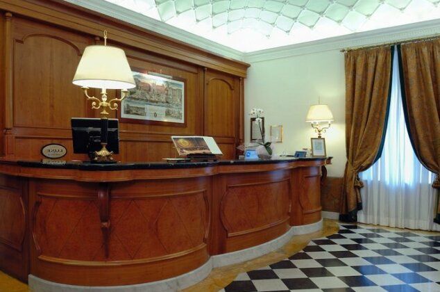 Hotel Giulio Cesare Rome - Photo5