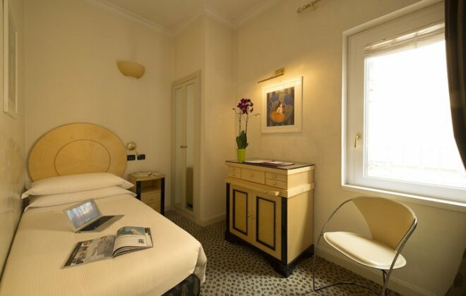 Hotel Gregoriana - Photo4