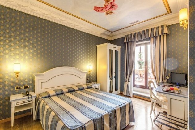 Hotel La Lumiere Di Piazza Di Spagna - Photo2