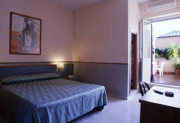 Hotel Lazzari - Photo2