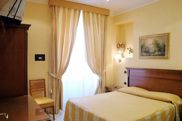 Hotel Meridiana Rome - Photo2