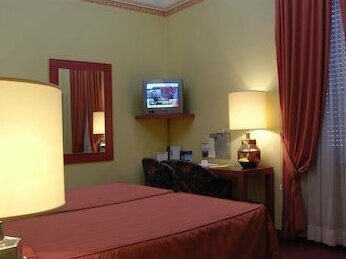 Hotel Mondial Rome - Photo5