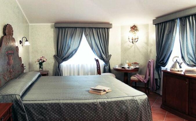 Hotel Mozart Rome - Photo5