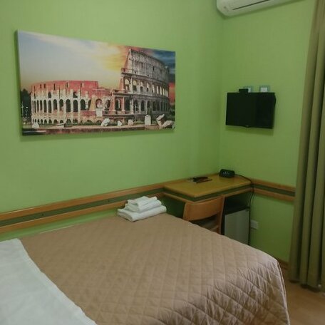 Hotel Pavia - Photo4