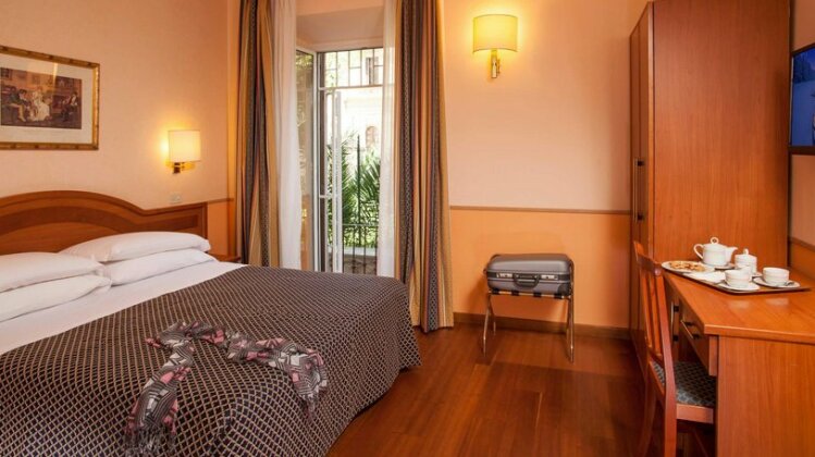 Hotel Piemonte Rome - Photo2