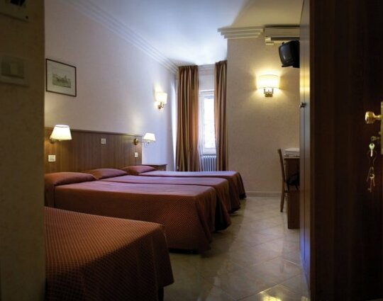 Hotel Salaria - Photo5