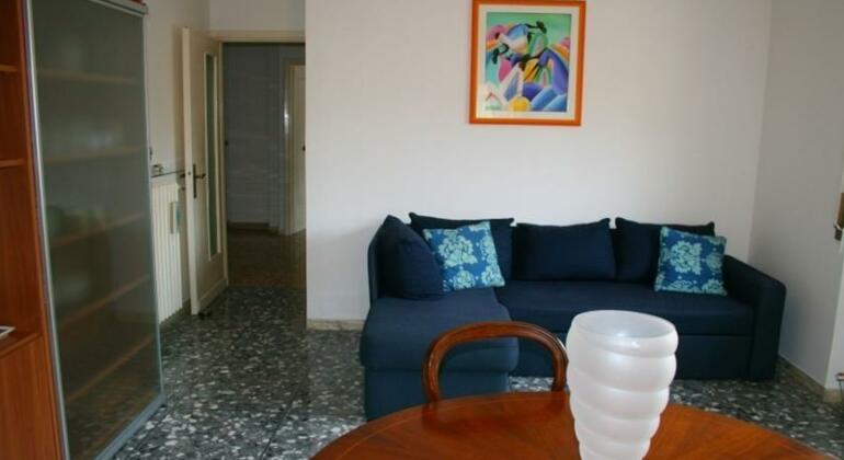 Irma Apartments San Peter - Photo3