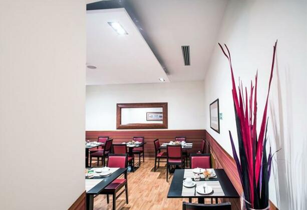 Ivanhoe Hostel - Photo4