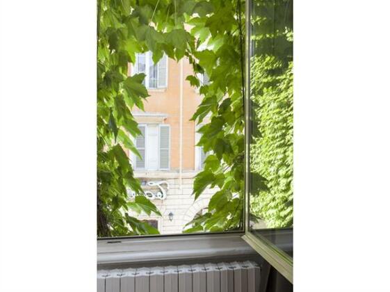 IVY - Romantic In Rome Apartments - Photo2