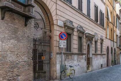 La Porta Rossa di Borgo - Vatican Luxury Suite