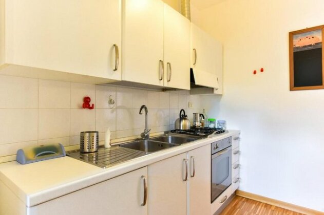 Libetta 8pax Apartment with Parking - Photo3