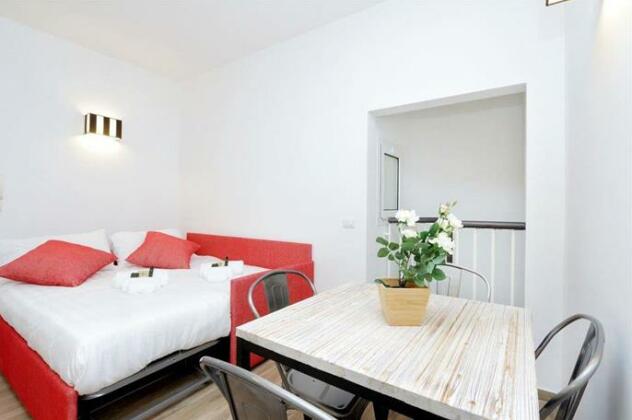 Monti Apartments - My Extra Home - Photo3