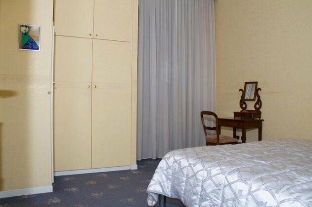 NAVONA Rooms in big flat - Photo2