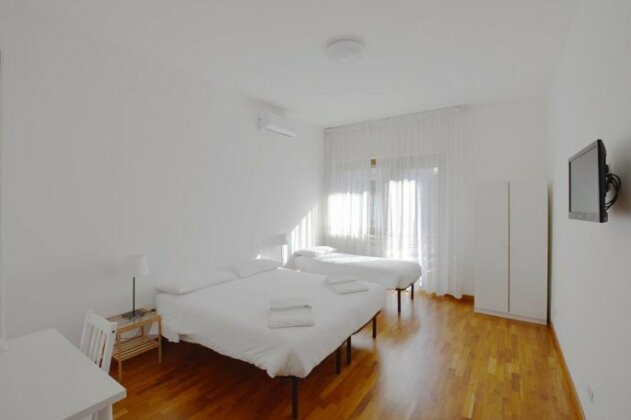Nice & Warm Rooms - Photo2