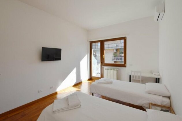 Nice & Warm Rooms - Photo3