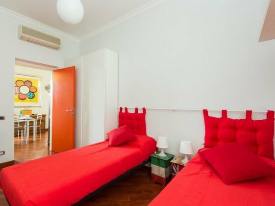 Opera Luxury Terrace Apartment - Two Bedroom - Photo4
