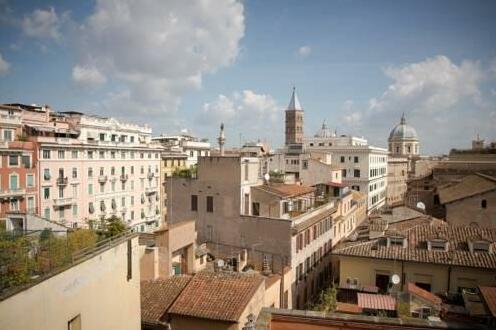 Penthouse al Colosseo