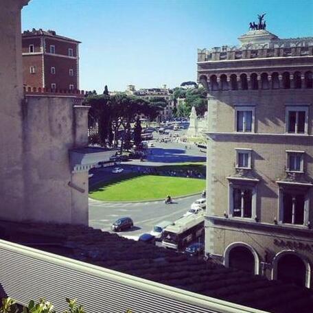 Piazza Venezia Hotel - Photo3