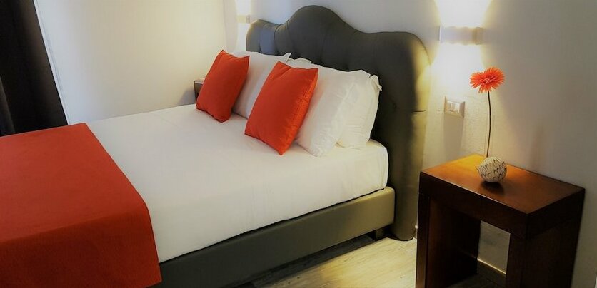 Prima Guest House Collection - Photo5