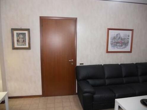 Roma Eur Apartment - Photo5