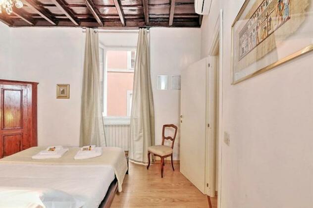 Rome Accommodation Altemps - Photo4