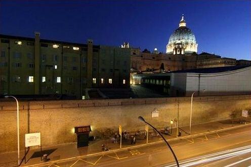 Rome ApartHotel - Photo2