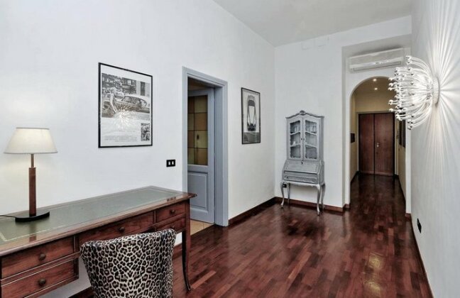 Spanish Steps Accommodation - Photo3