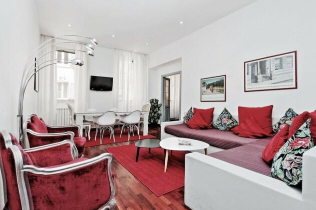 Spanish Steps Accommodation - Photo5