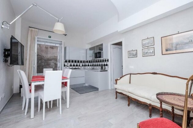 St Peter Garden Apartment - Photo2