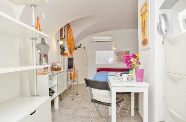 Studio Flat in Old Town Rome - Photo4