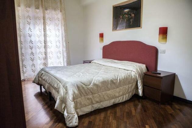 Tiburtina Bed and Breakfast 2 0