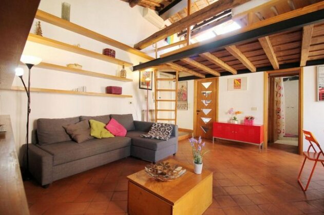 Trastevere Charming Penthouse Rome - Photo5