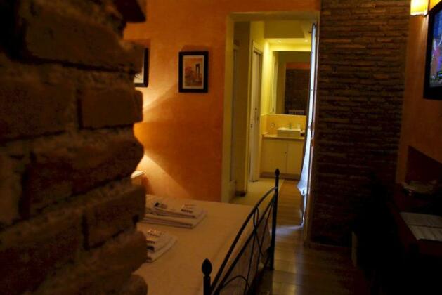 Trastevere Inn - Photo2