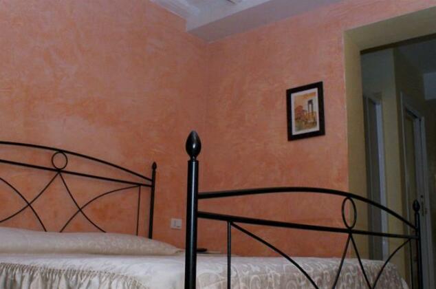 Trastevere Inn - Photo4