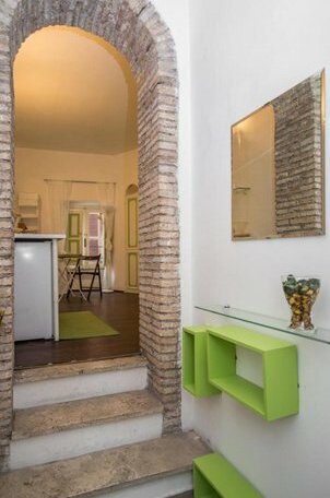 Trastevere Intimate Apartment - Photo4
