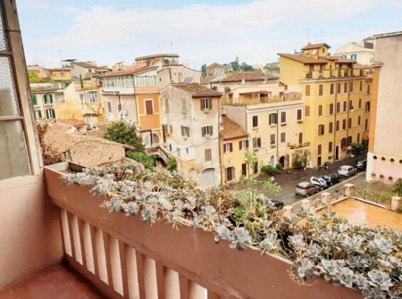 Trastevere Luxury Panoramic