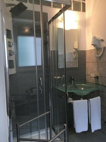 Vatican Central Suites - Photo4