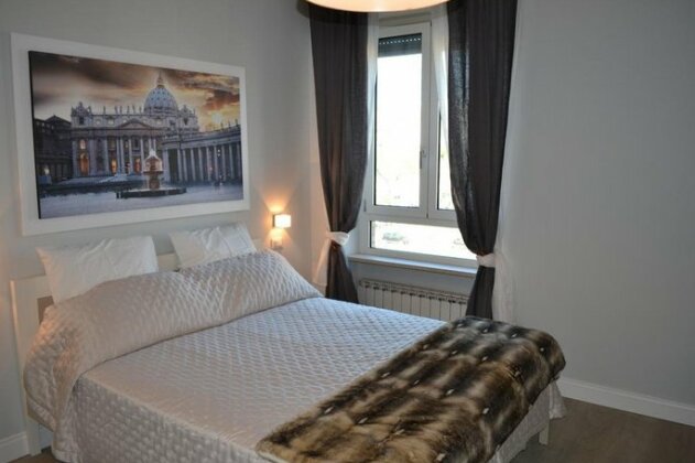 Vatican Luxury - Photo3