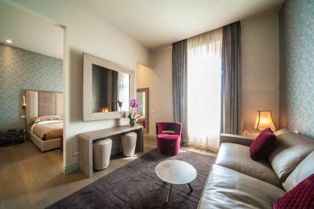 Vittoriano Luxury Suites - Photo2