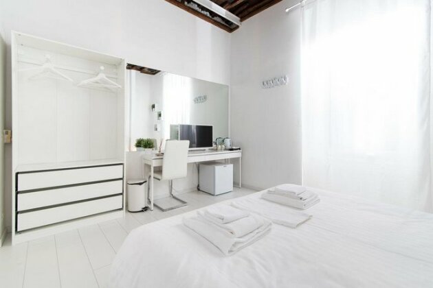 White Ostilia B&B - Photo5